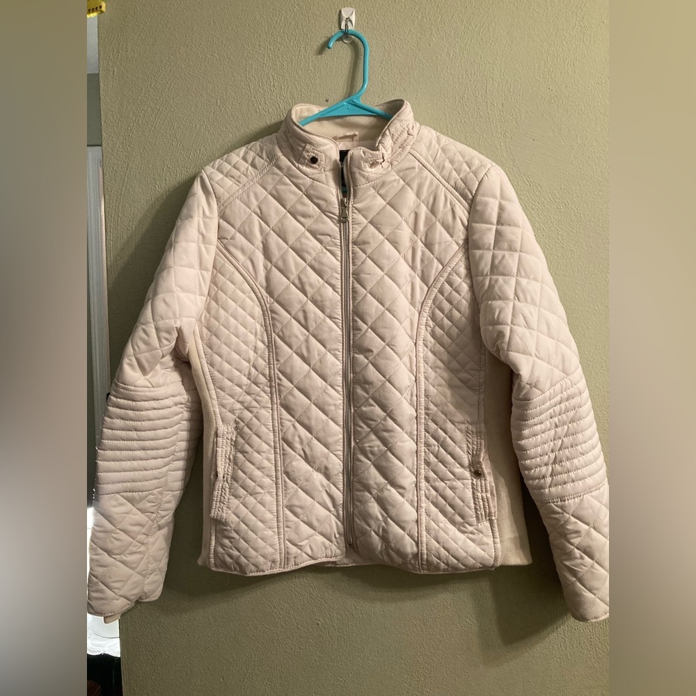 Women’s Quilted Puffer Coat Size Medium Lightweight